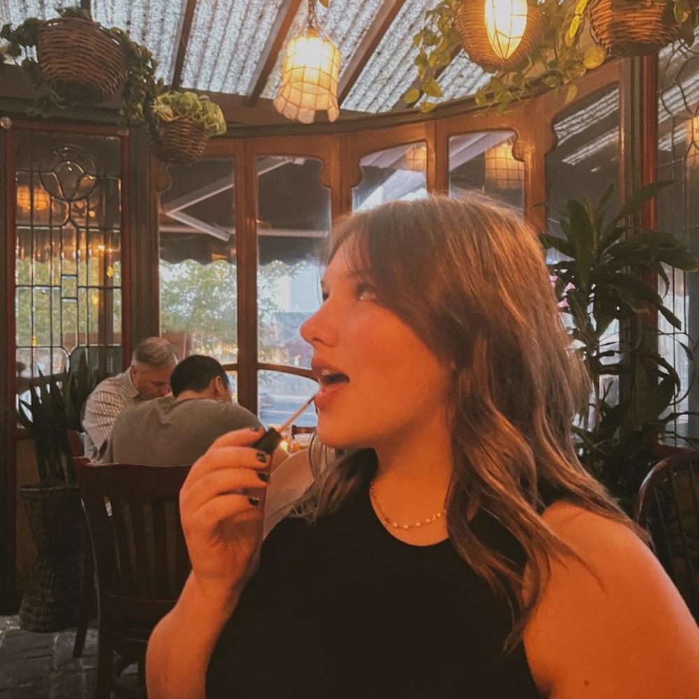 Meet your Posher, Sophia
